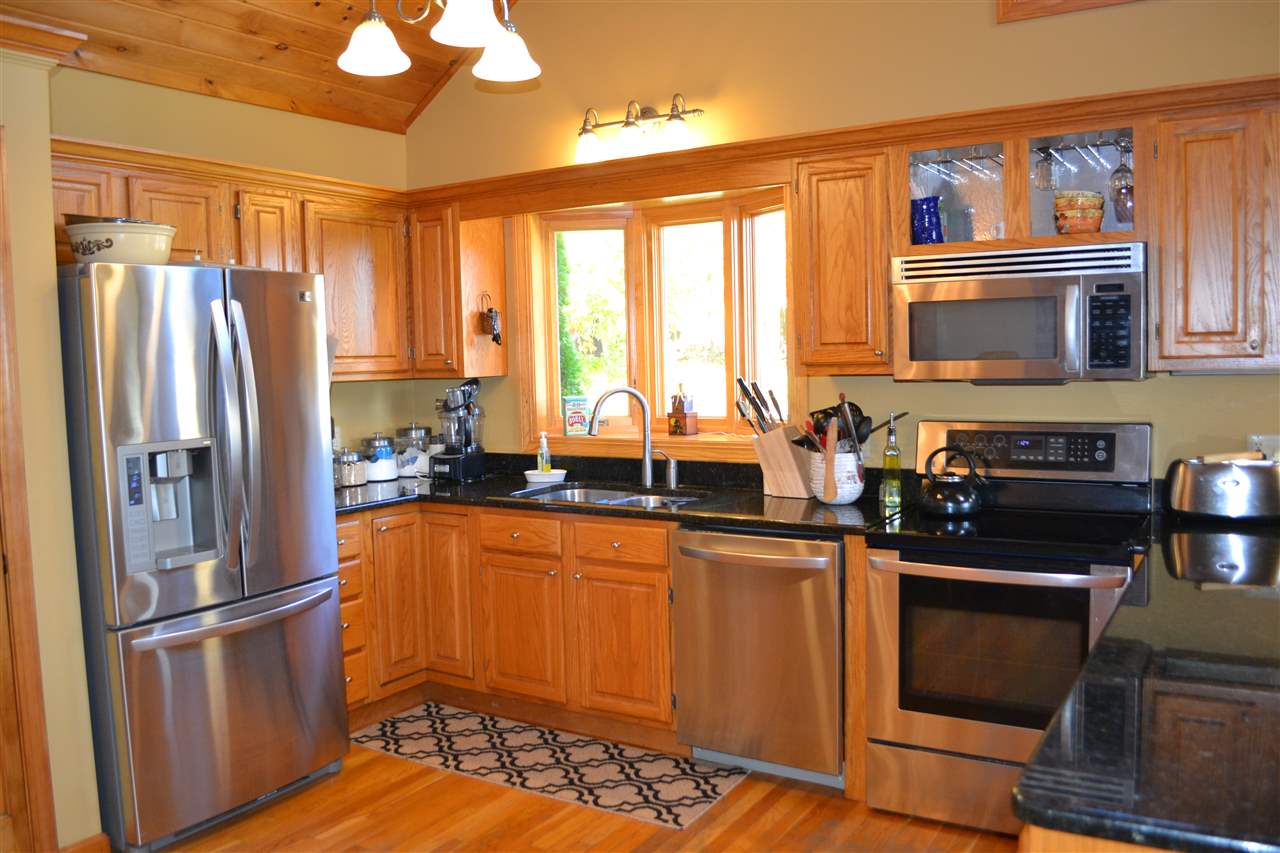 24 Hussey Hill Road Rochester, NH 03867 - Photo 14 of 40
