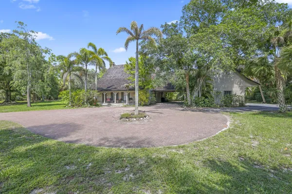 $2,500,000 | 790 East Rambling Drive, Wellington, FL 33414