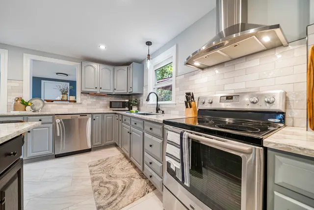 $654,900 | 27 Courtland Street, Nashua, NH 03064