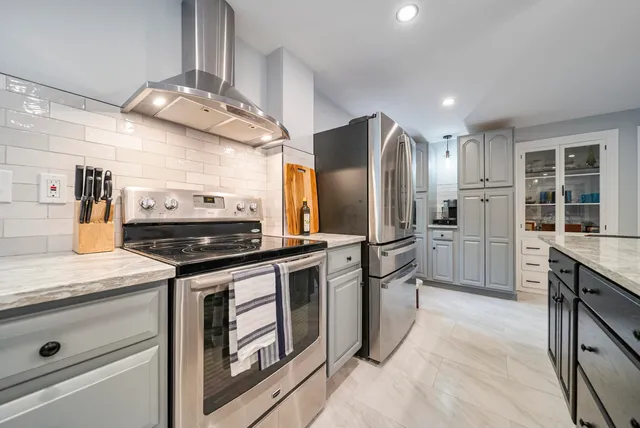 $654,900 | 27 Courtland Street, Nashua, NH 03064