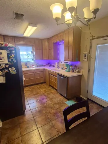 $315,000 | 1416 Briar Circle, Unit 1416 & 1418, Crowley, TX 76036