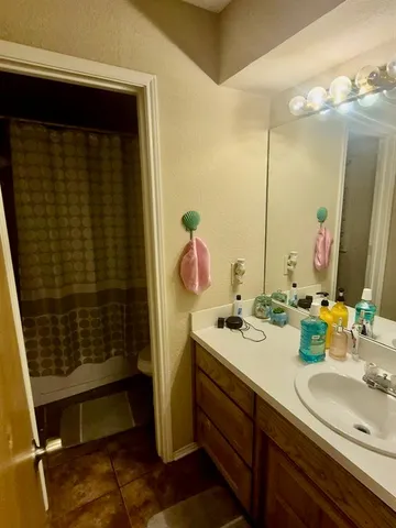 $315,000 | 1416 Briar Circle, Unit 1416 & 1418, Crowley, TX 76036