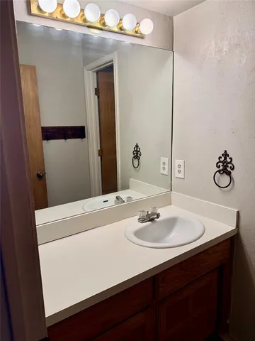 $315,000 | 1416 Briar Circle, Unit 1416 & 1418, Crowley, TX 76036