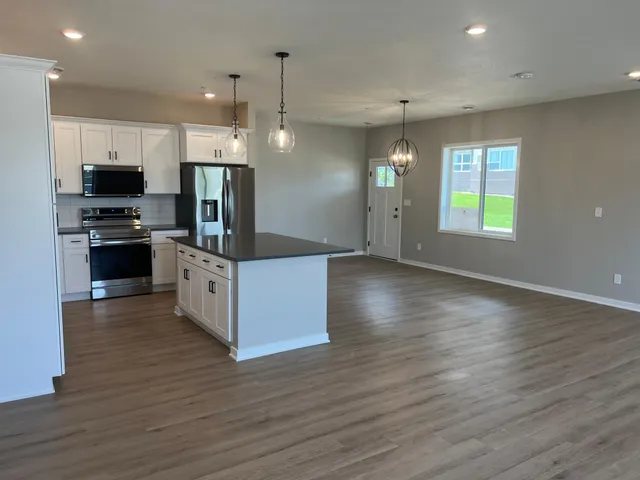 $349,900 | 5203 Harvest Sq Lane Northwest, Rochester, MN 55901