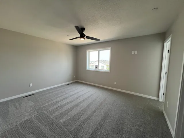 $349,900 | 5203 Harvest Sq Lane Northwest, Rochester, MN 55901