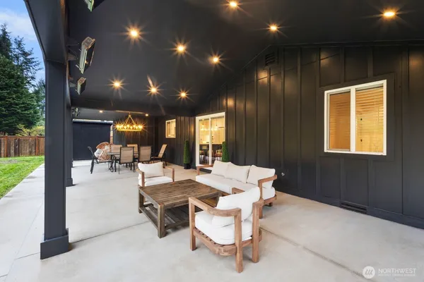 $795,000 | 11124 29th Drive Southeast, Everett, WA 98208