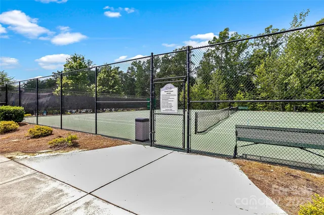 $675,000 | 1814 Larkspur Way, Tega Cay, SC 29708