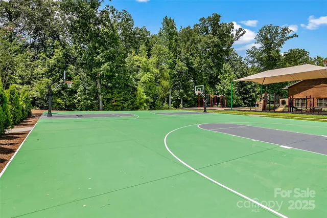 $675,000 | 1814 Larkspur Way, Tega Cay, SC 29708