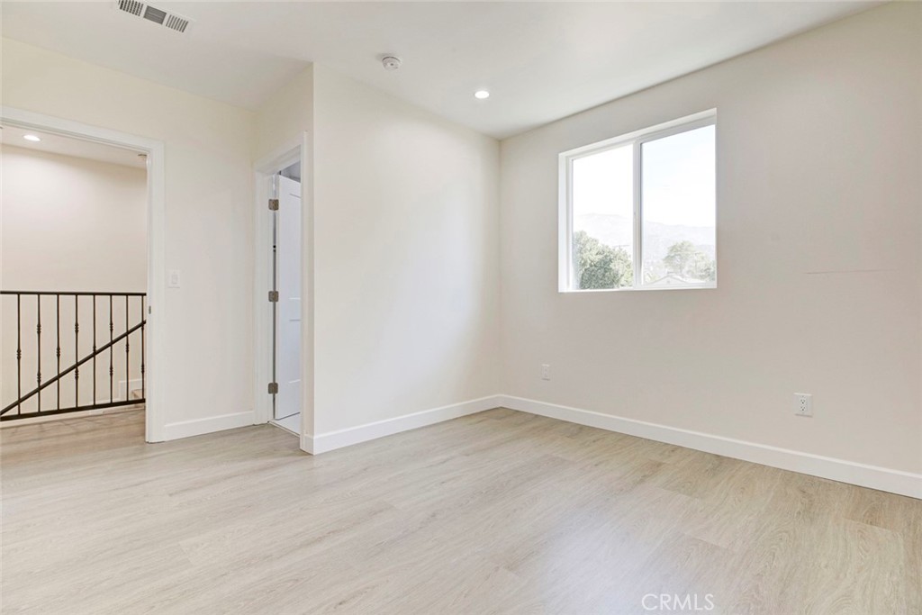 7044-3 Greeley Street Tujunga, CA 91042 - Photo 11 of 16