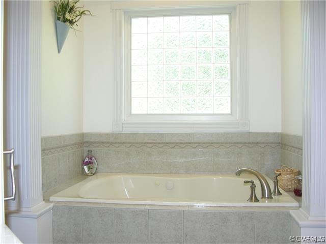 2505 Miry Run Road Sutherland, VA 23885 - Photo 5 of 14 Gallery Image 5
