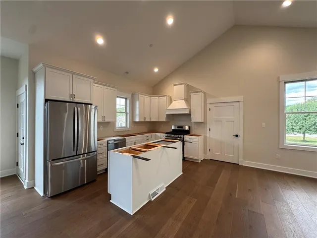 $595,000 | 1124 Bayberry Drive, Canonsburg, PA 15317