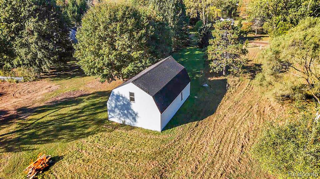 8344 Ellis Road Clarkston, MI 48348 - Photo 12 of 32