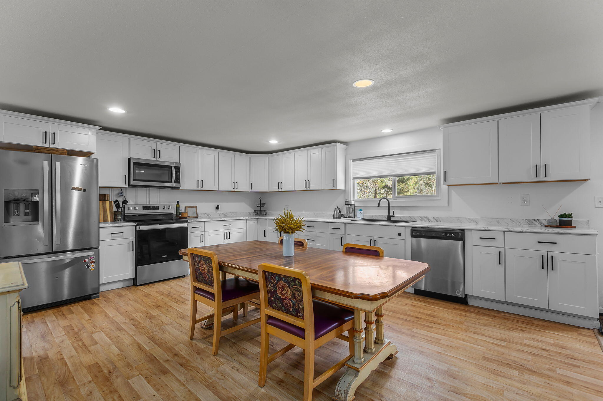 51273 Parker Road La Pine, OR 97739 - Photo 6 of 34 2025_10_23_51273_parker_road_la_pine-6