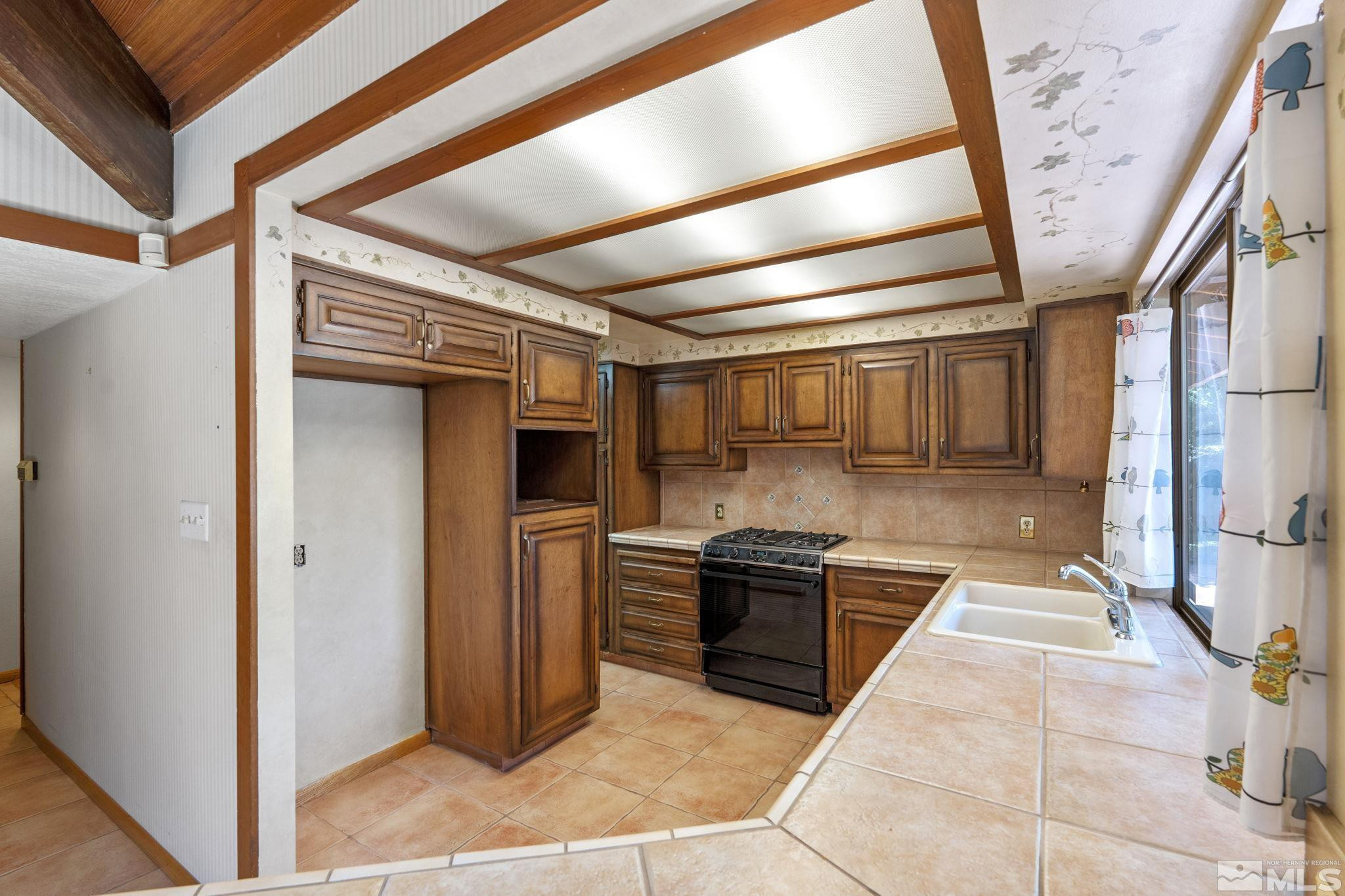 1575 Webster Way Reno, NV 89509 - Photo 13 of 40 a view of a storage & utility room