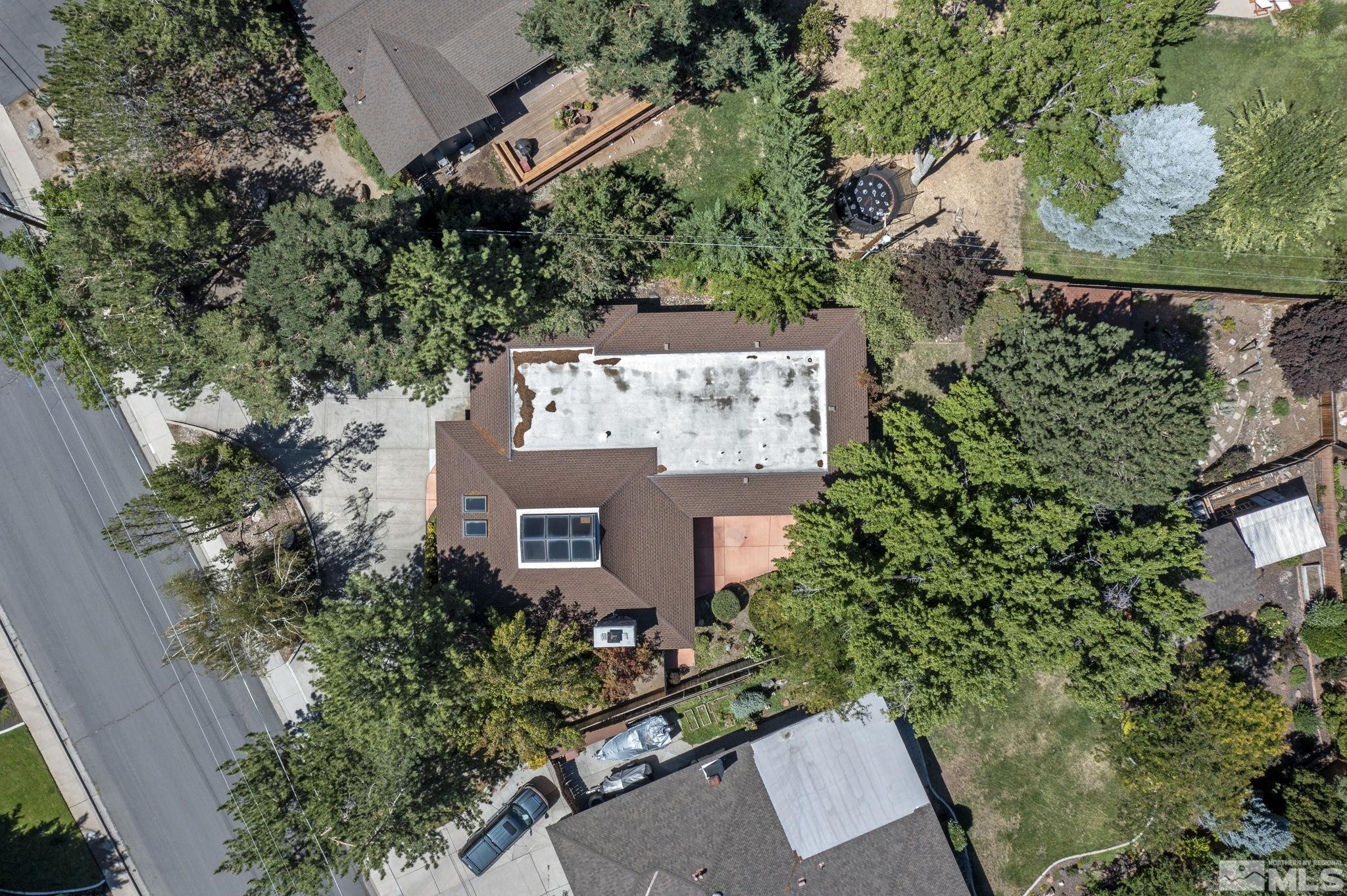 1575 Webster Way Reno, NV 89509 - Photo 40 of 40 an aerial view of a house with a yard and garden