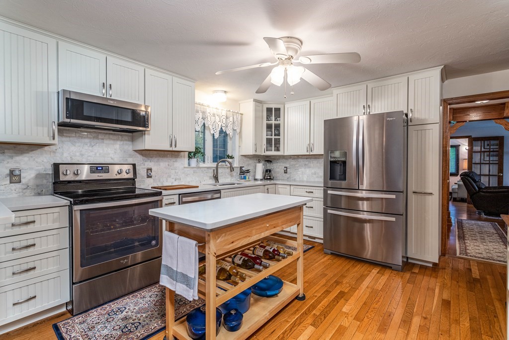 59 Holden Road Shirley, MA 01464 - Photo 5 of 42