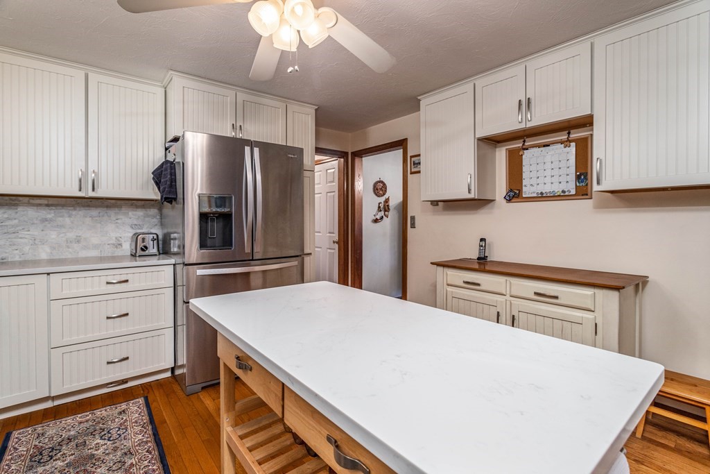 59 Holden Road Shirley, MA 01464 - Photo 6 of 42