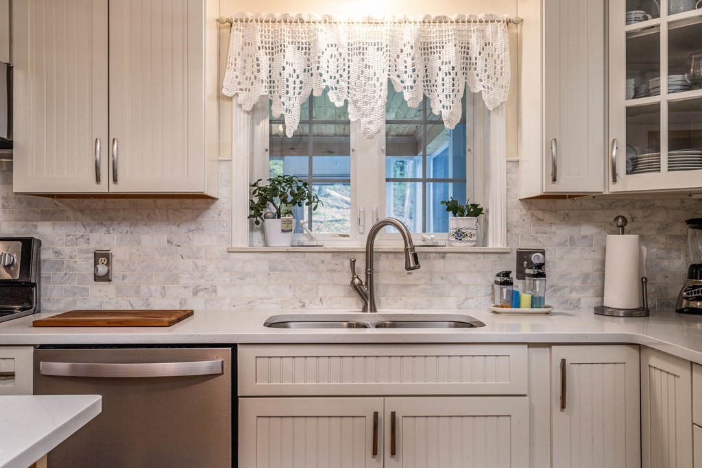 59 Holden Road Shirley, MA 01464 - Photo 9 of 42