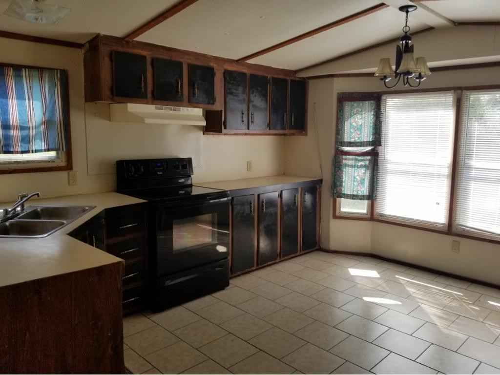 1945 Whirlwind Road Greeneville, TN 37743 - Photo 4 of 13 Photo 4