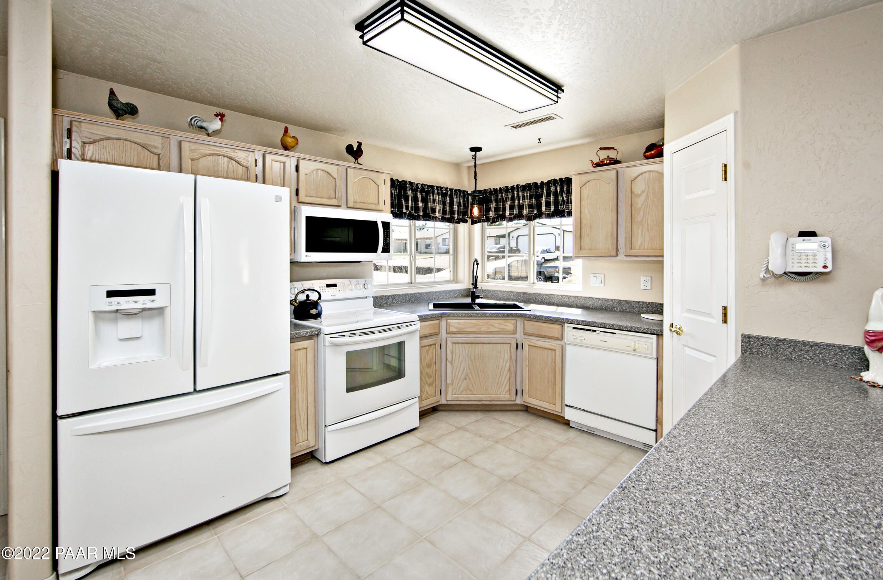5260 North Long Rifle Road Prescott Valley, AZ 86314 - Photo 5 of 23 005_Kitchen