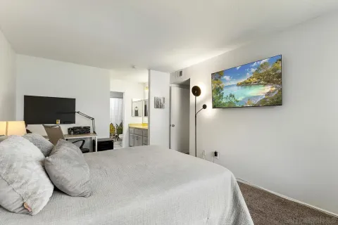 $525,000 | 355 North Melrose Drive, Unit E, Vista, CA 92083