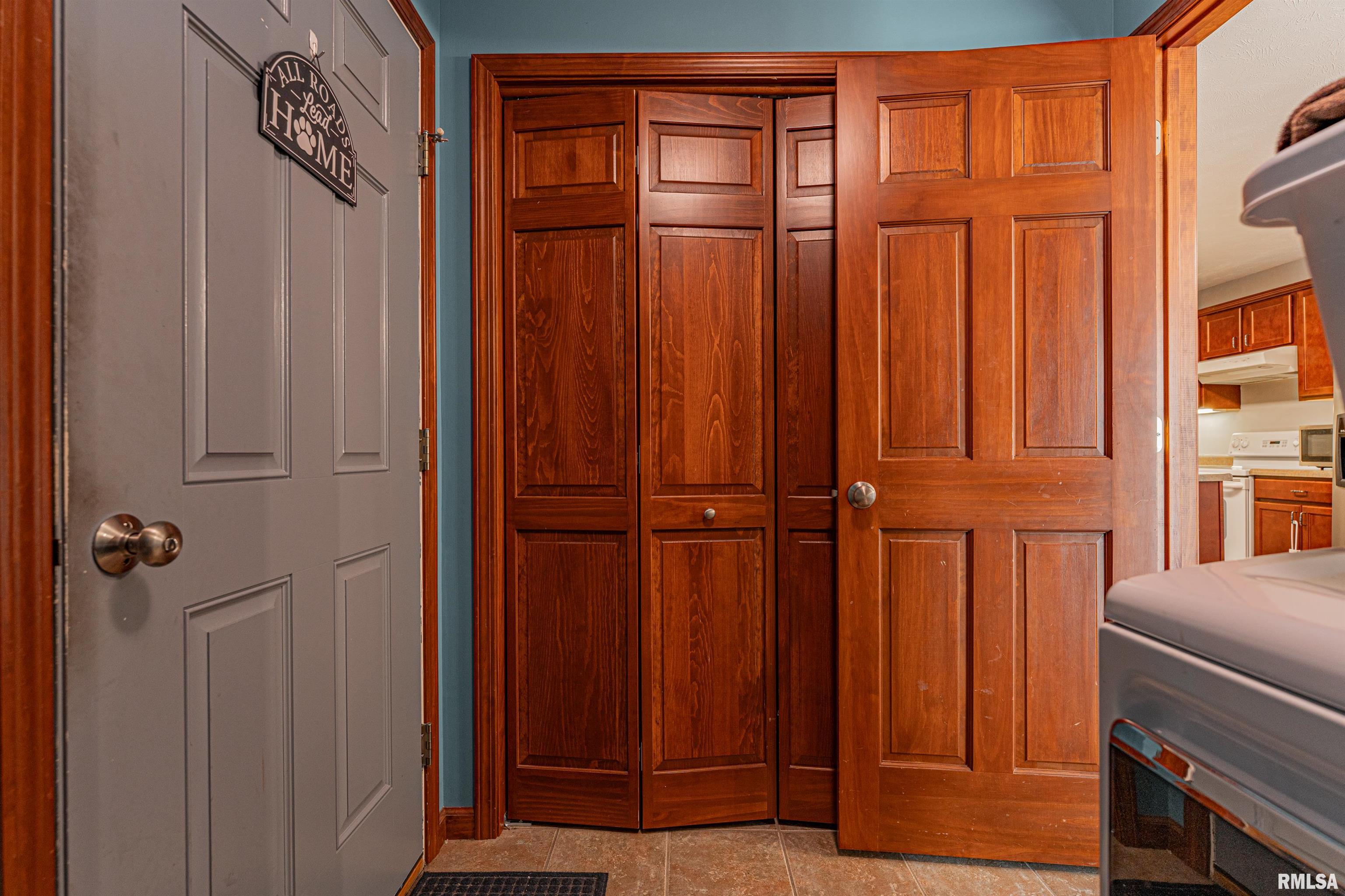 3610 Troon Drive Springfield, IL 62712 - Photo 11 of 30 Gallery Image 11