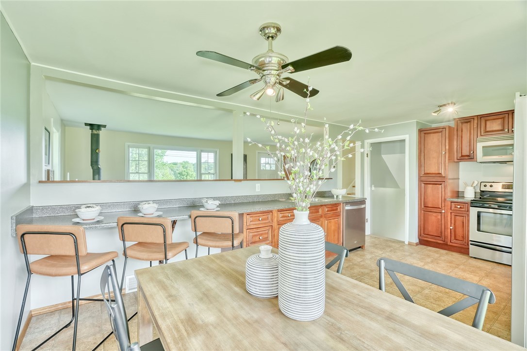 1815 Woodard Road Webster, NY 14580 - Photo 17 of 45 KITCHEN