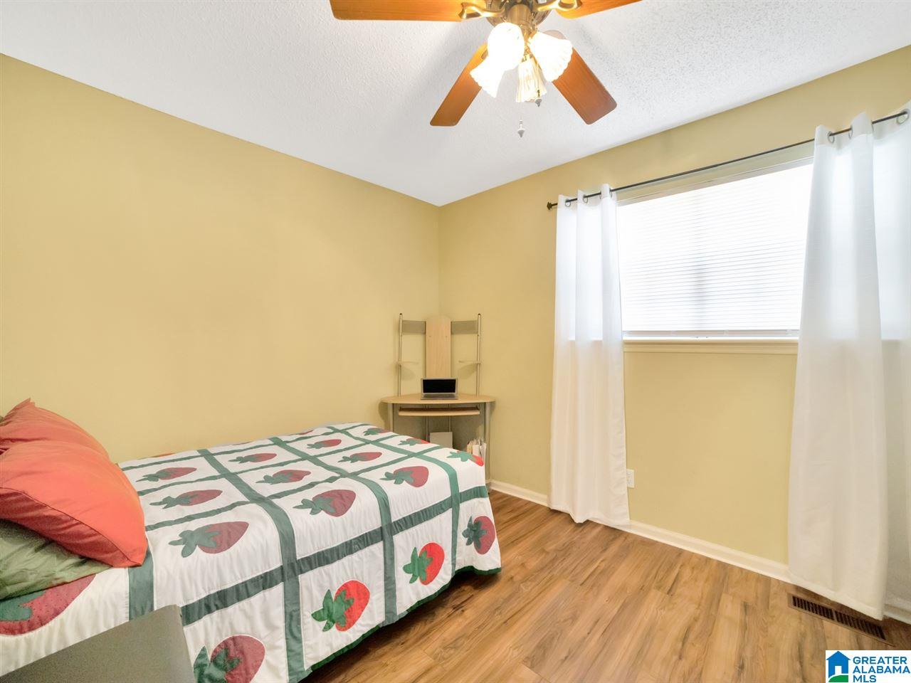 921 Frontier Drive Pelham, AL 35124 - Photo 14 of 25