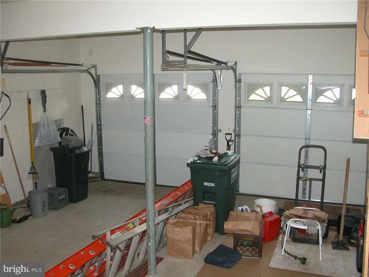 48 Fern Road Southampton, PA 18966 - Photo 22 of 22 Garage