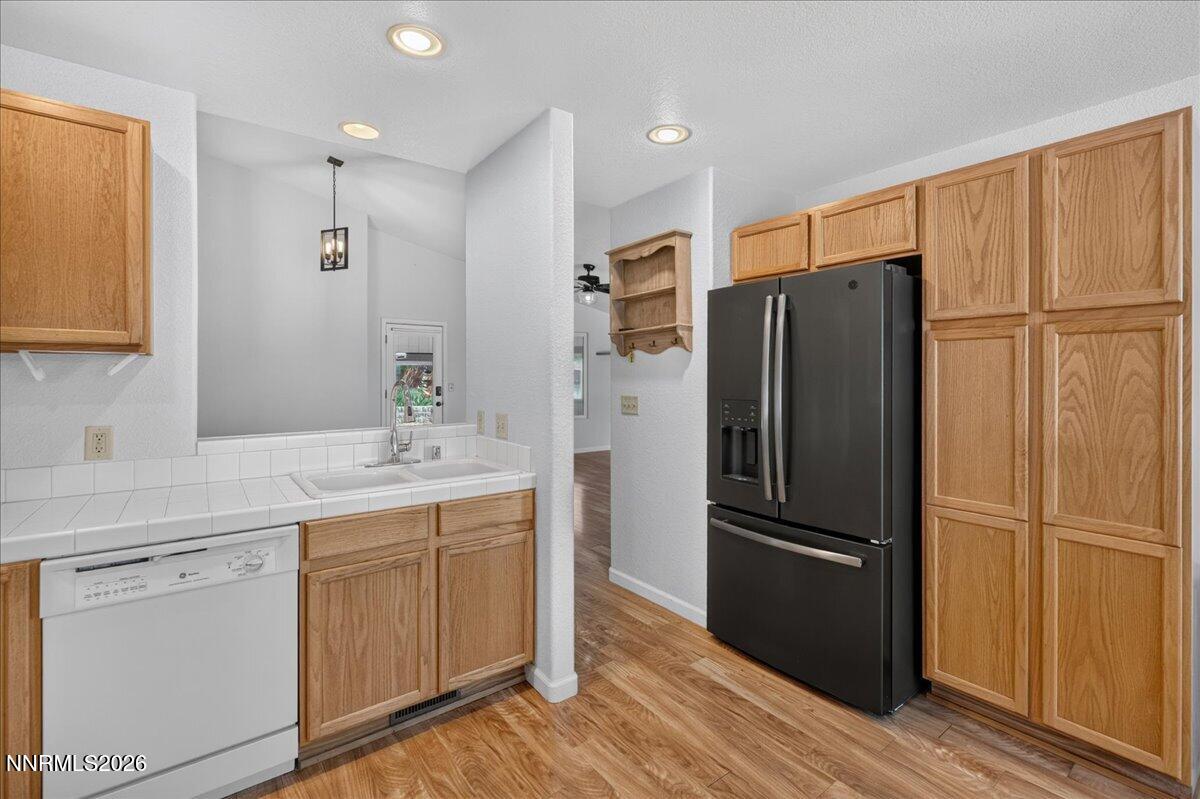 2975 Bryan Street Reno, NV 89503 - Photo 9 of 45 09-DSC_7534