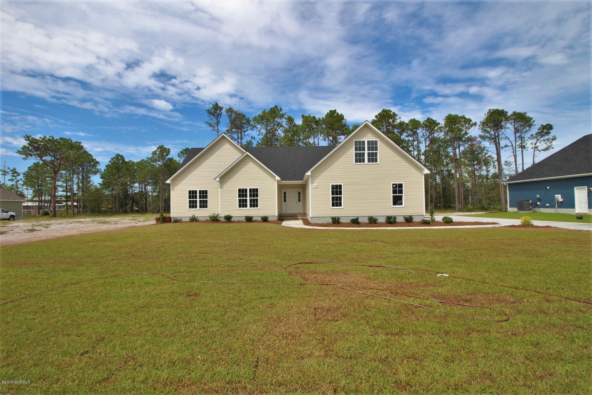 310 George Taylor Road Newport, NC 28570 - Photo 2 of 44 IMG_0304