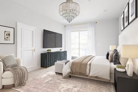 $1,350,000 | 2923 North Southport Avenue, Unit 4, Chicago, IL 60657