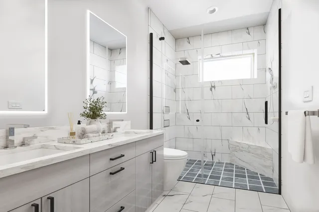 $1,350,000 | 2923 North Southport Avenue, Unit 4, Chicago, IL 60657