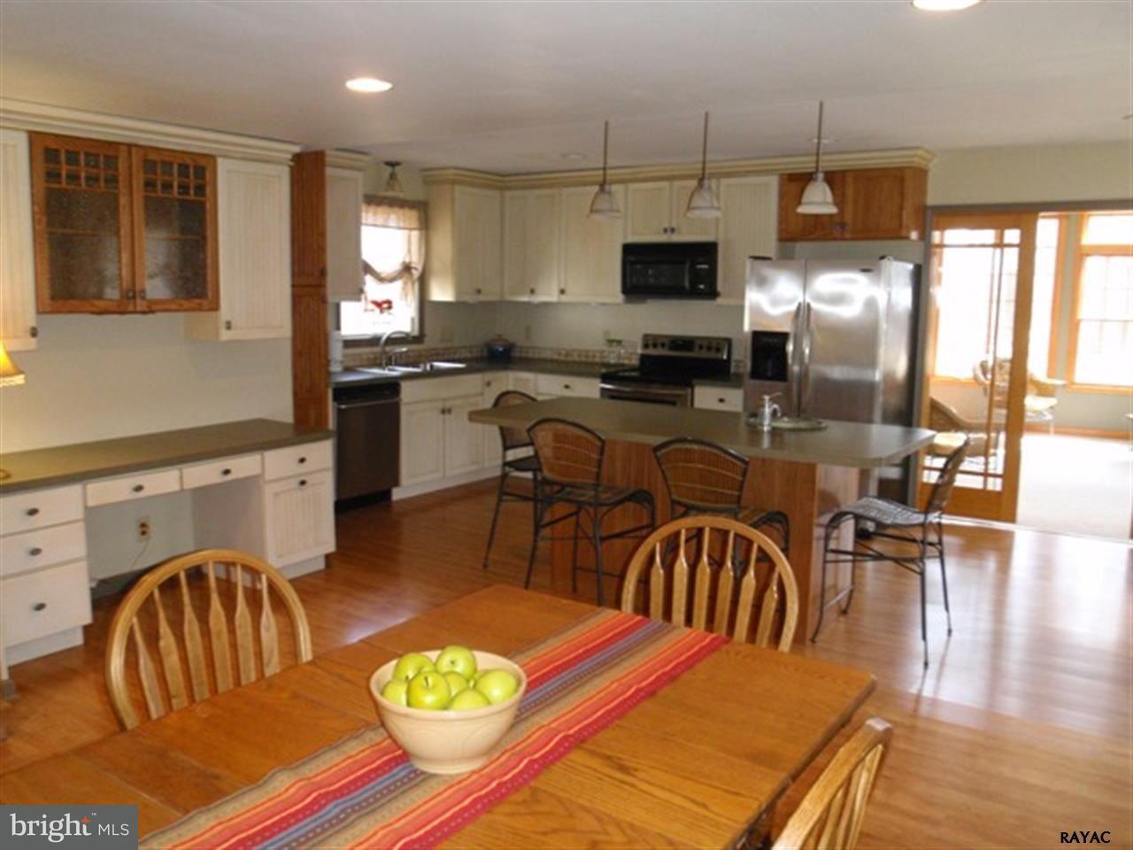 2107 Ridge Road Glenville, PA 17329 - Photo 9 of 17