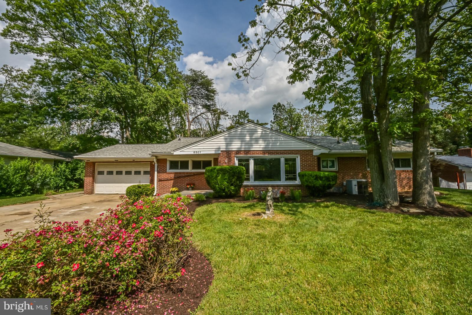 6501 Inwood Drive Springfield, VA 22150 - Photo 3 of 39 Gallery Image 3