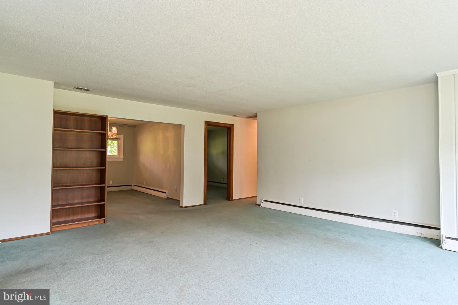 6501 Inwood Drive Springfield, VA 22150 - Photo 5 of 39 Gallery Image 5
