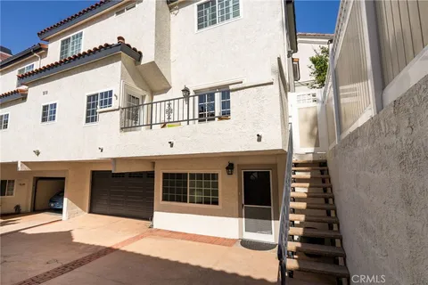 $1,379,000 | 2010 Mathews Avenue, Unit C, Redondo Beach, CA 90278