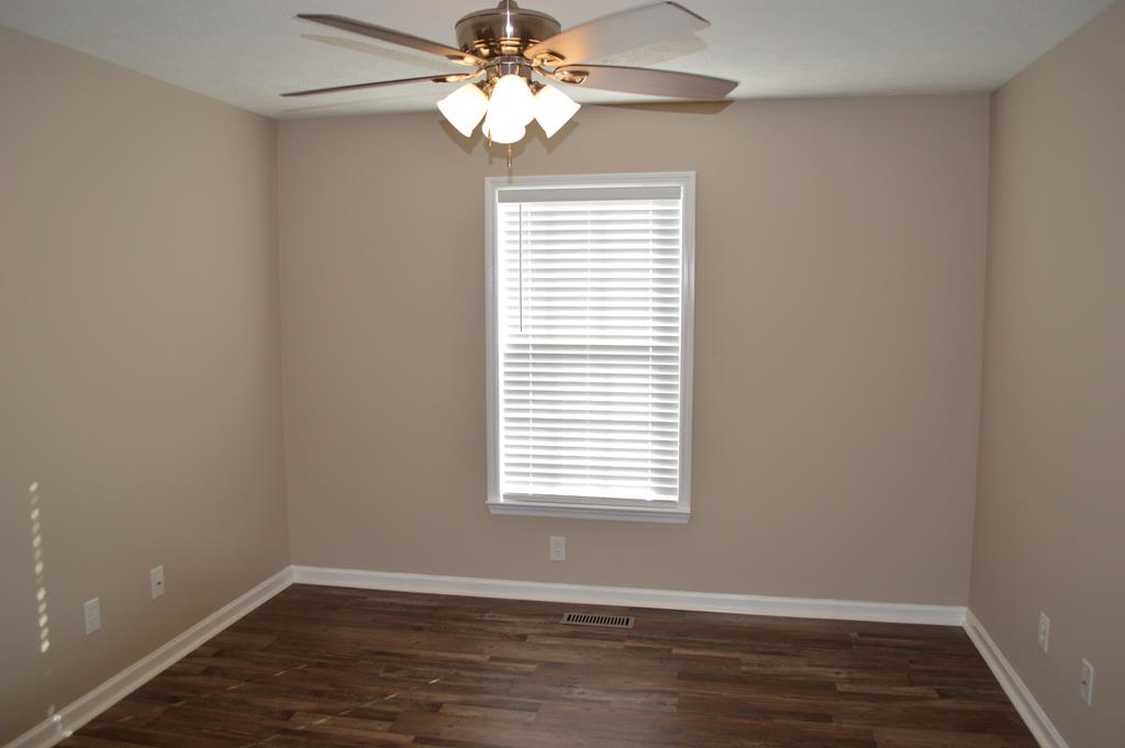 1025 Holcomb Road Ringgold, GA 30736 - Photo 15 of 37 Gallery Image 15