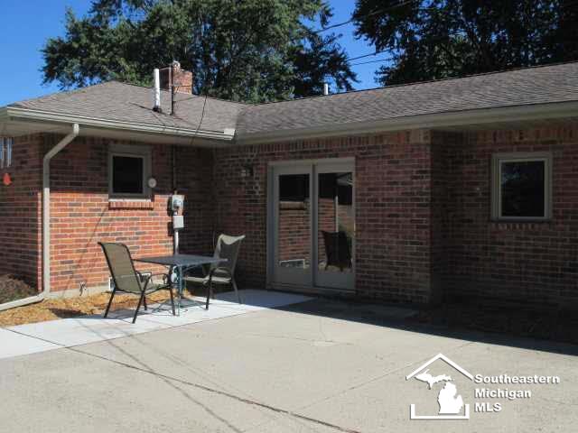 15 Riverside Court Monroe, MI 48162 - Photo 4 of 25 Gallery Image 4