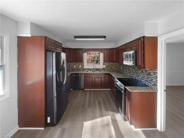 $440,000 | 2297 Lakeview Terrace, Burlington, NC 27215