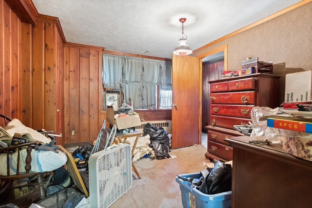265 Varick Road Newton, MA 02468 - Photo 14 of 22 a room with furniture a air conditioner and a window