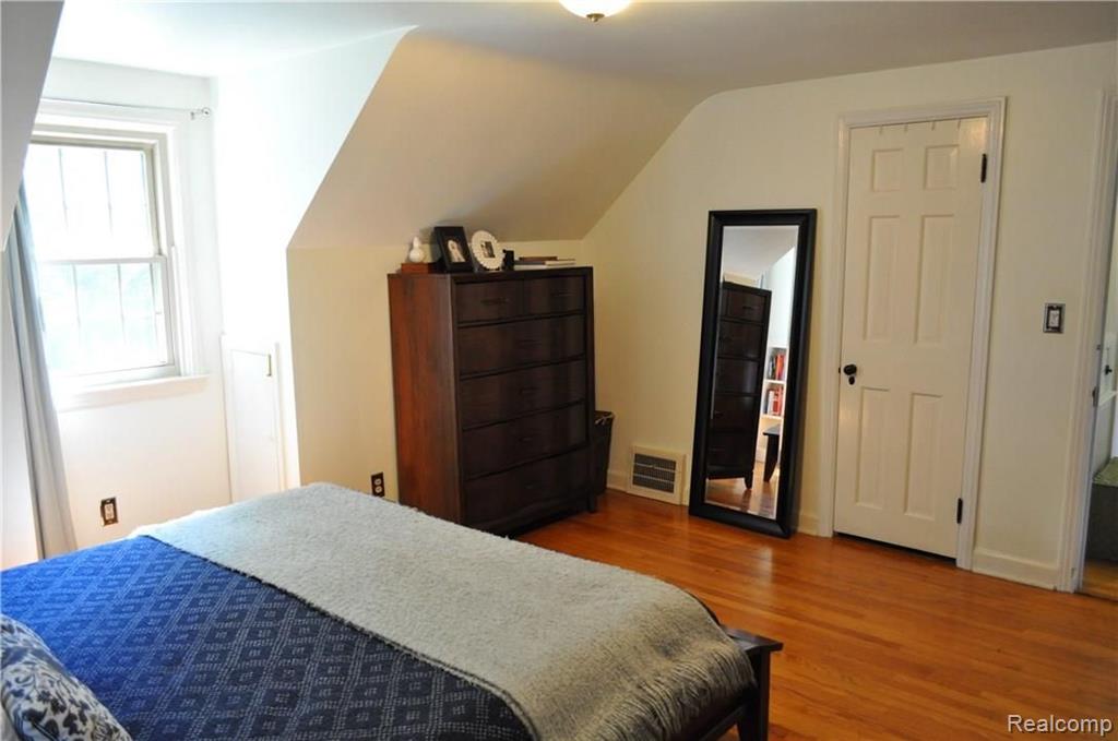 32219 West 14 Mile Road Farmington, MI 48334 - Photo 24 of 40