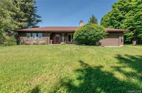 $875,000 | 133-141 Shelly Hill Road, Clinton Corners, NY 12514