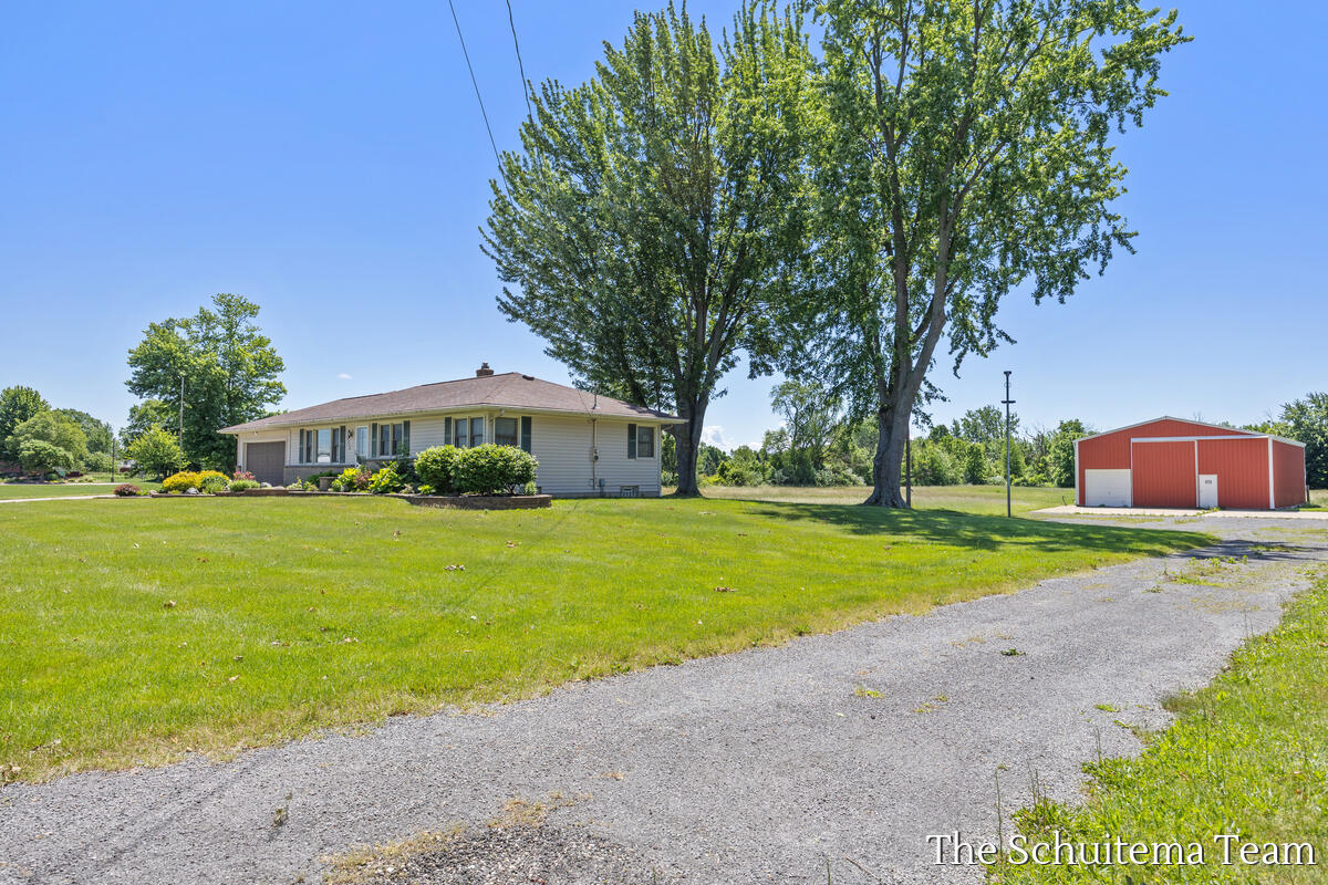 4526 Bauer Road Hudsonville, MI 49426 - Photo 2 of 46 4526-Bauer_002