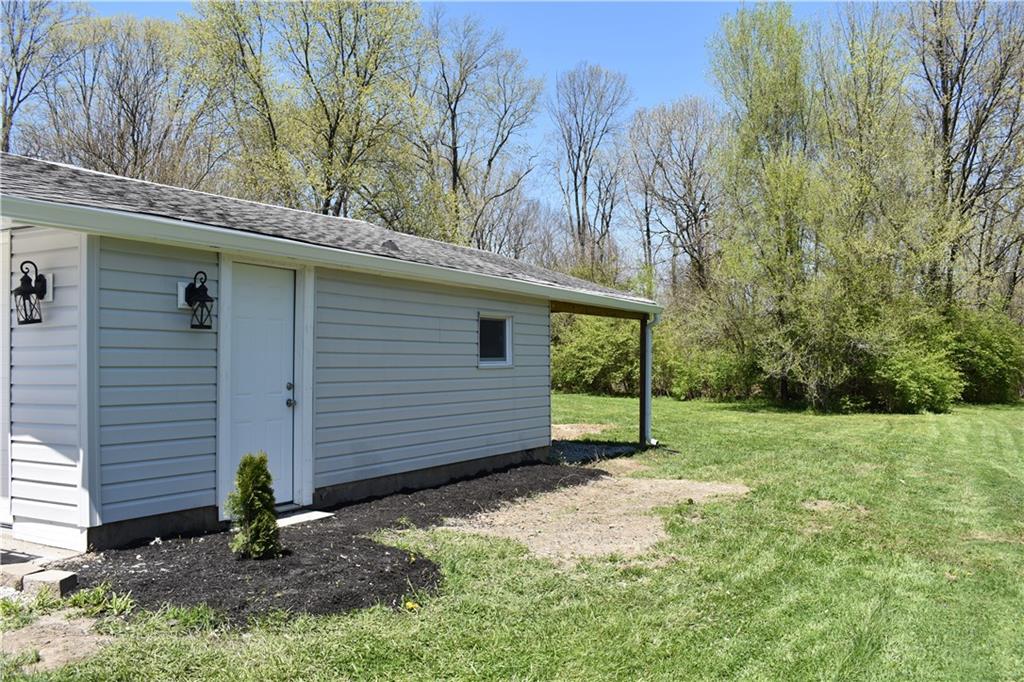 146 Habig Road Indianapolis, IN 46217 - Photo 5 of 25 Gallery Image 5