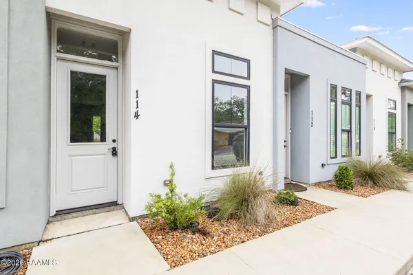 $1,095 | 114 South Jefferson Street, Broussard, LA 70518
