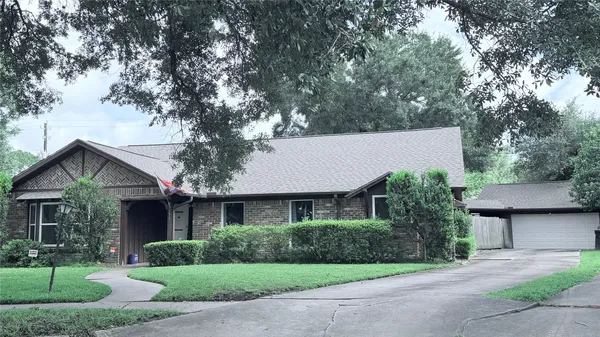 $2,595 | 5151 Birdwood Road, Houston, TX 77096