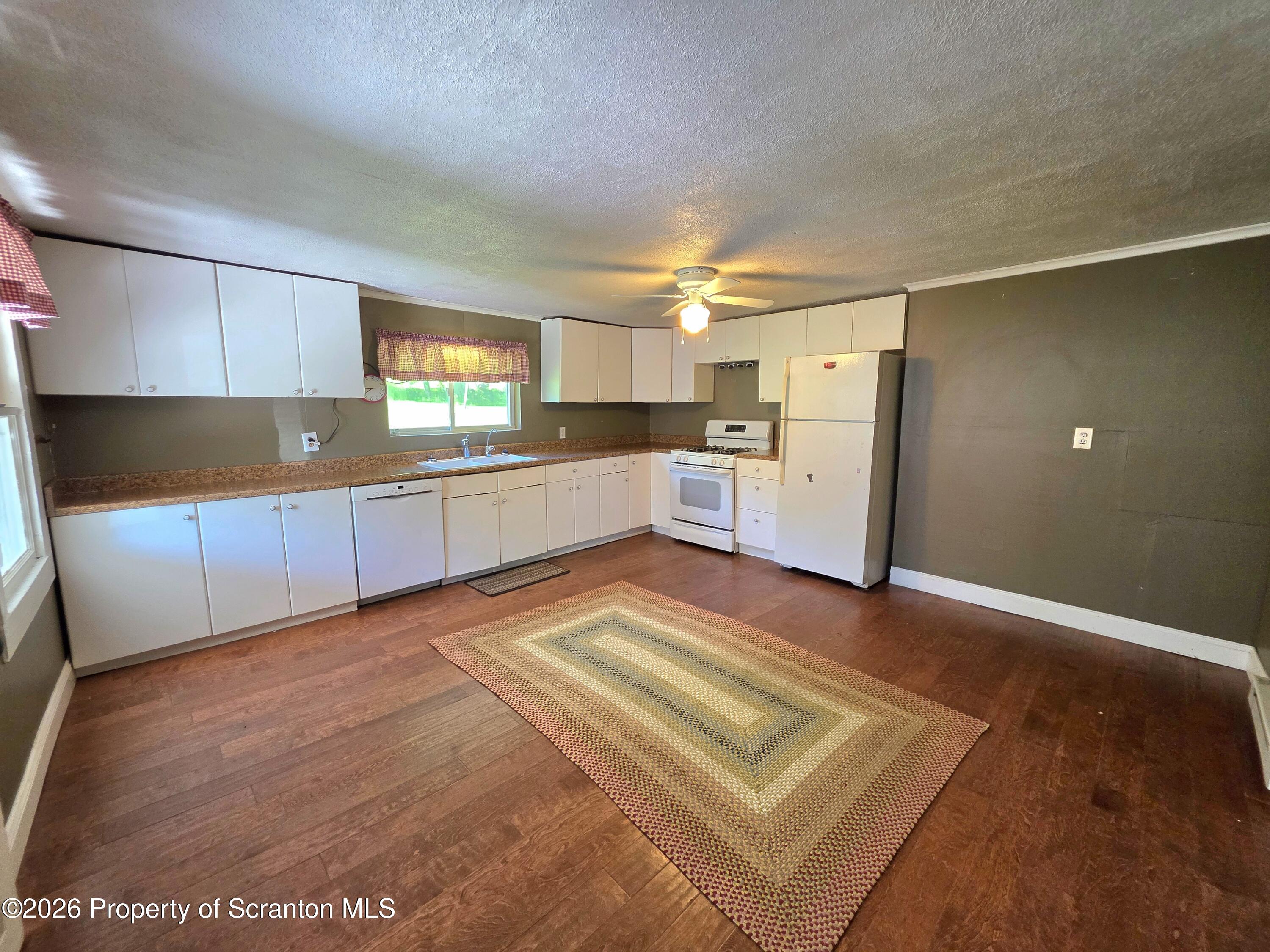 1333 Blue Berry Road Falls, PA 18615 - Photo 6 of 50 Kitchen