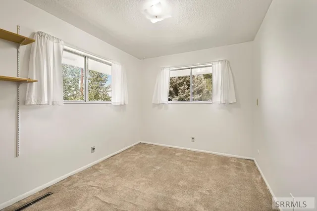 $395,000 | 3814 East 400 North, Rigby, ID 83442