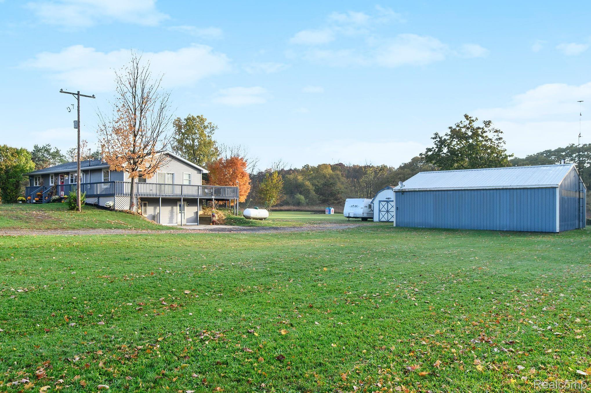 13291 South Duffield Road Byron, MI 48418 - Photo 20 of 24 CNG_4140.jpg